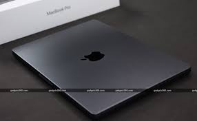 MACBOOK PRO M4 CHIP NEW 13 INCH